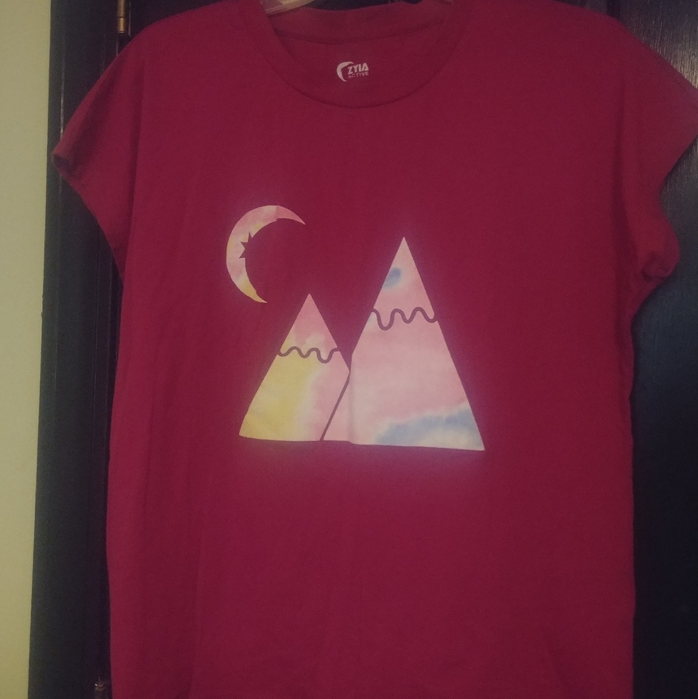 Zyia Active Mountains Tee - Picture 2 of 2